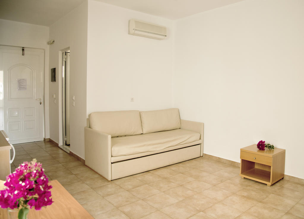 لينثوس Lambis Studios & Apartments المظهر الخارجي الصورة